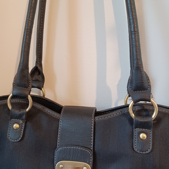 Etienne Aigner Large Handbag Tote Great No Flaws - Picture 4 of 11